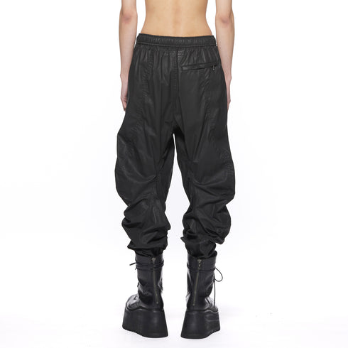 JULIUS 917PAM12 Black / Seamed Jogger Pants