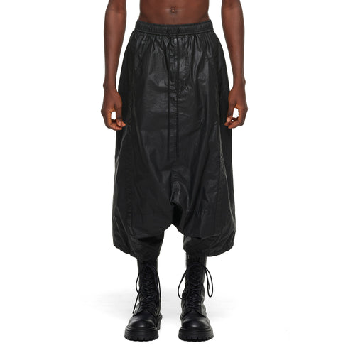 JULIUS 957PAM6 Black / Cropped Drop Crotch Pants