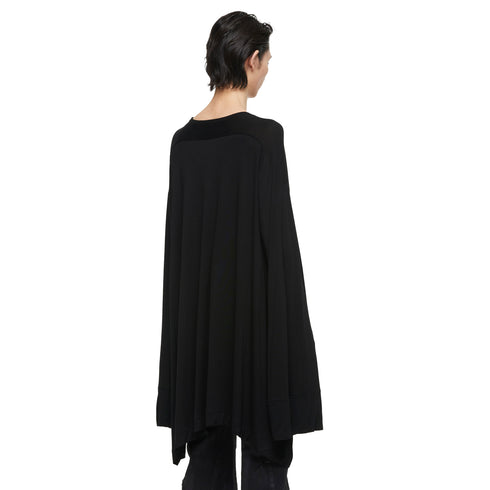 JULIUS 957CUM12 Black / Flare Sleeve Top