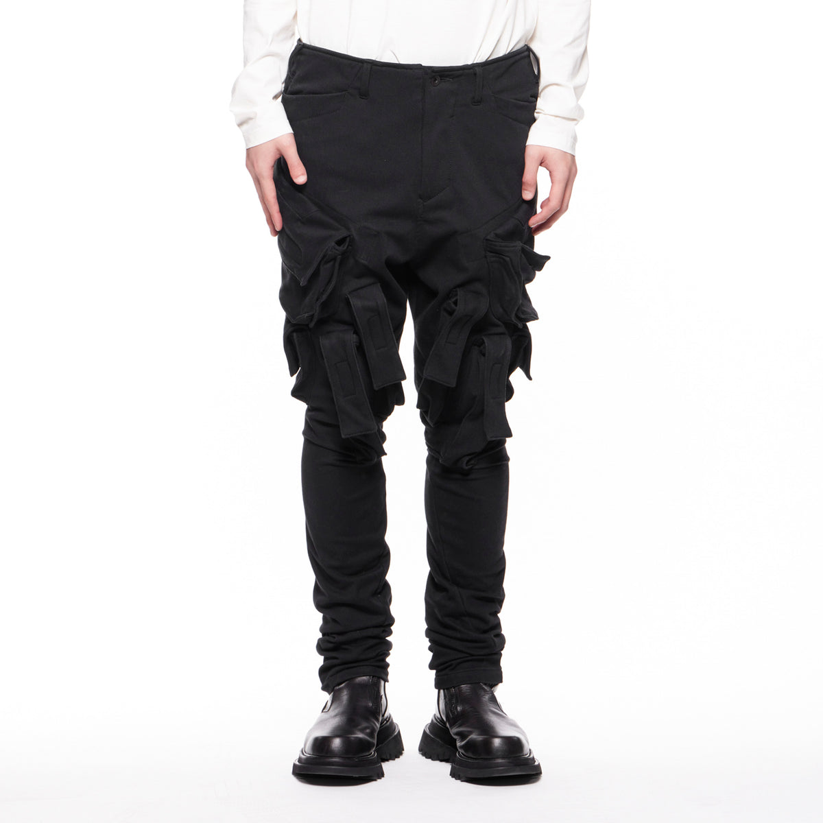 Gasmask Cargo Sweat Pants Black JULIUS OFFICIAL STORE