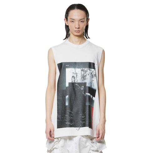 JULIUS 947CPM2 Off White / Prayer Sleeve Less Top