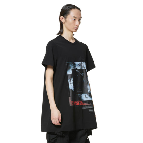 JULIUS 947CPM3 Black / Prayer Flare T-Shirt