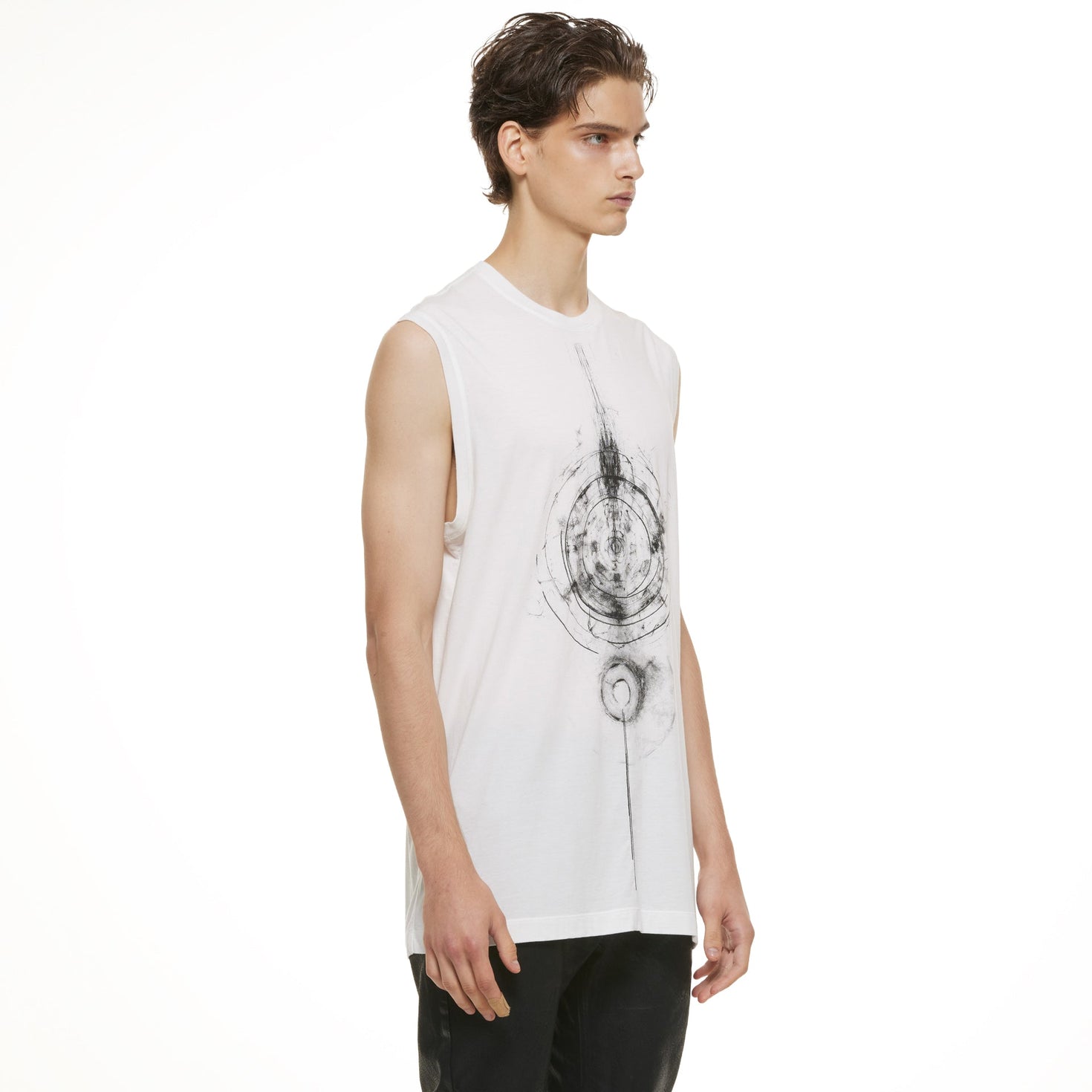JULIUS 937CPM3 Off White / Mantra Sleeve Less Top